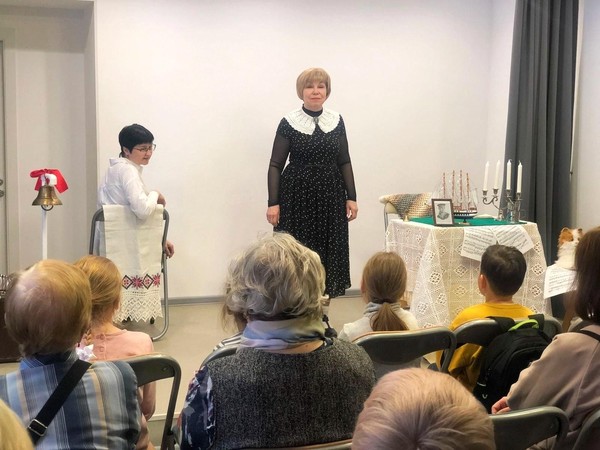 Музыкально-поэтическая композиция «Где отступается любовь ..»