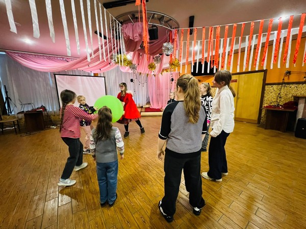 Игровая программа «Весенний переполох»