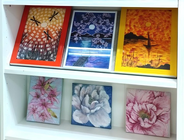 Выставка картин Ольги Масловой «Дарить людям радость»