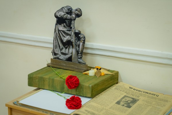 Лекция «Сороковые, роковые…»: военная поэтическая классика»