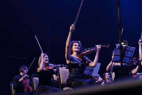 Red Orchestra. Хиты Поля Мориа и Эннио Морриконе с оркестром