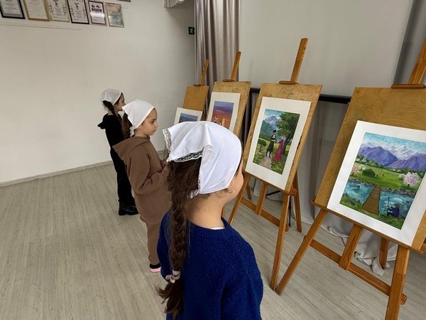 Выставка рисунков «Палитра вдохновения»