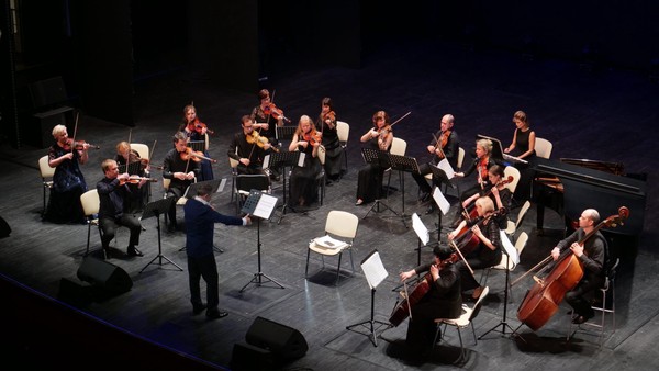 Музыкотерапия при свечах