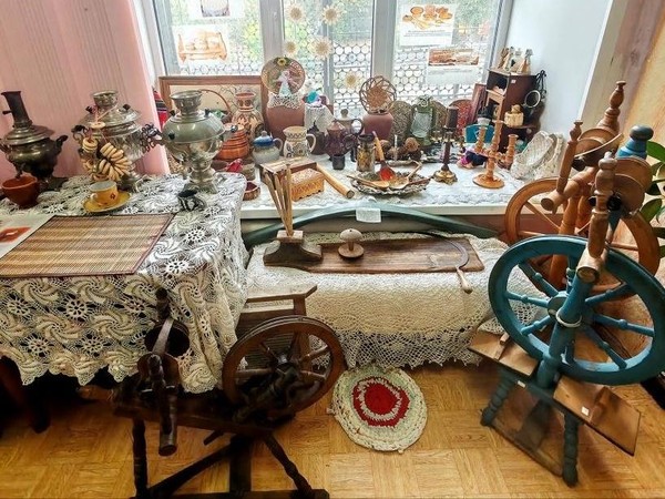 Программа «Светит месяц, светит ясный»