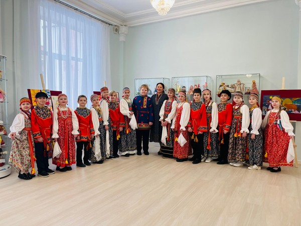 Отчетный концерт фольклорного отделения (класс преподавателя Устиновой Н.А.)