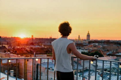 Питер с крыши, старинные парадные и живая коммуналка Довлатова