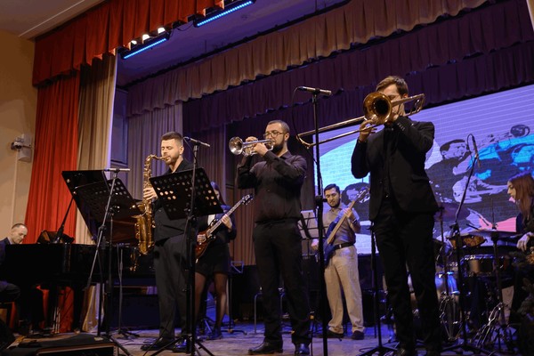 Концерт классов преподавателей М. В. Тюрина, А. Е. Денисова и М. Д. Шевченко