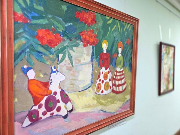 Экспозиция картин уральских художников