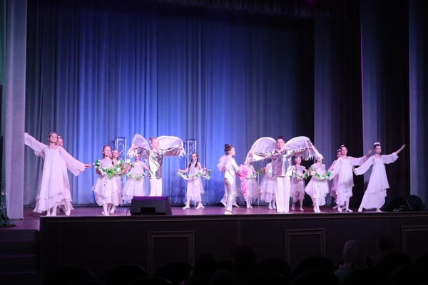 Праздничная программа, посвященная Дню ЖКХ «Мелодия и комфорт»