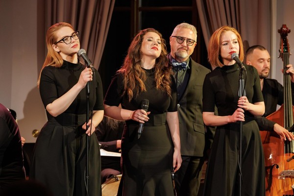 Концерт-спектакль «Где-то на белом свете… Первая серия»