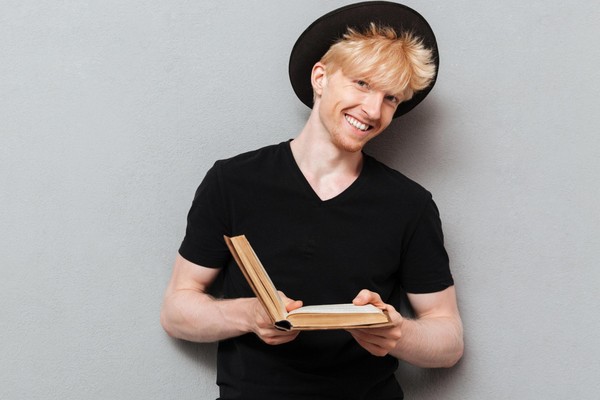 Книжный стендап в СахОУНБ