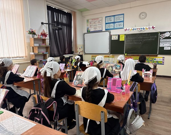 Лекция «Сан къоман истори», ко Дню рождения Дукувахи Абдурахманова