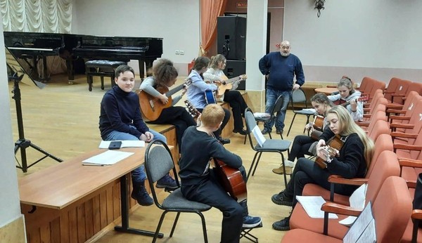 Лекция «Давайте понимать друг друга с полуслова...»