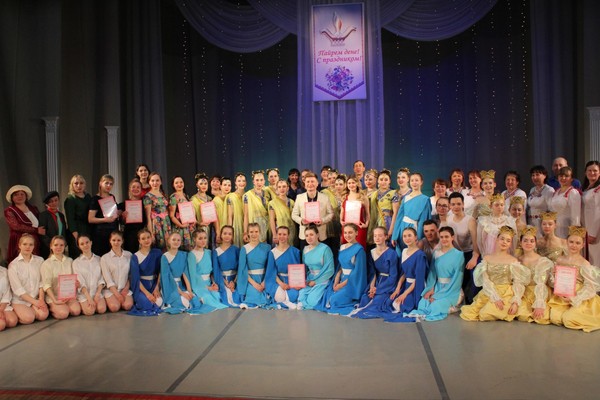 Республиканский фестиваль-конкурс эстрадного творчества «Эстрадный вернисаж»