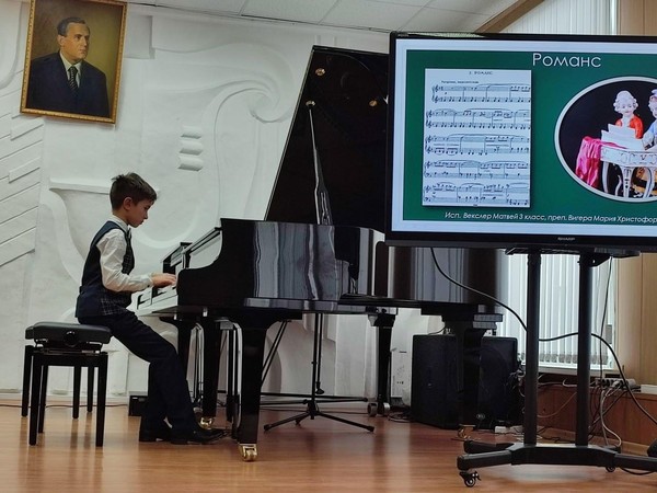 Конкурс «Моя любимая пьеса» на фортепианном отделении