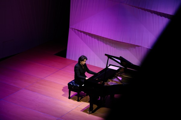 Концерт Рустама Комачкова и Варвары Мягковой