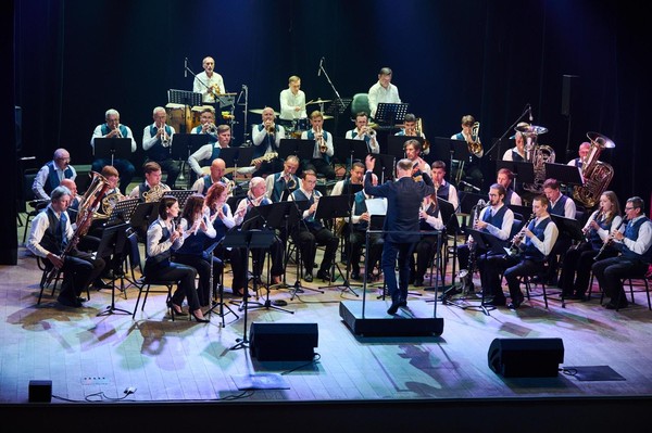 Концерт Альберта Жалилова и Губернаторского духового оркестра