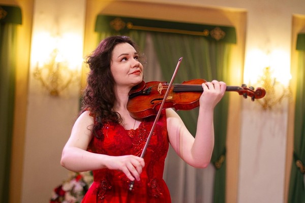 Концерт Анастасии Ведяковой и Ивана Александрова