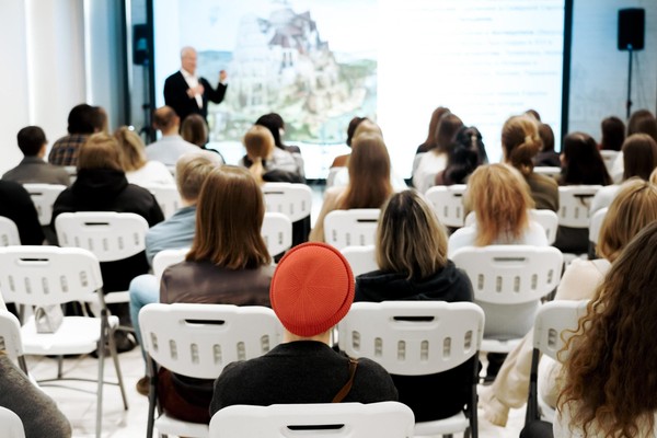 Лекция «Туркестанский десант авангарда: Москва – Оренбург – Ташкент – Самарканд. 1919–1921»