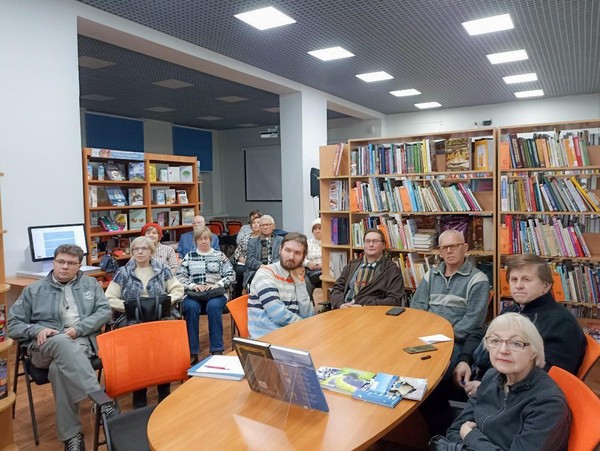 Заседание клуба путешественников в Научке