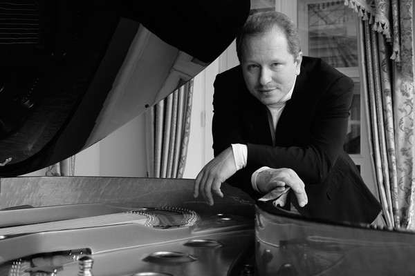 Концерт «Музыкальное приношение маэстро Артему Маркину»