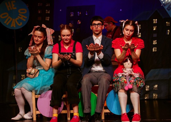 Спектакль «Детские секреты»