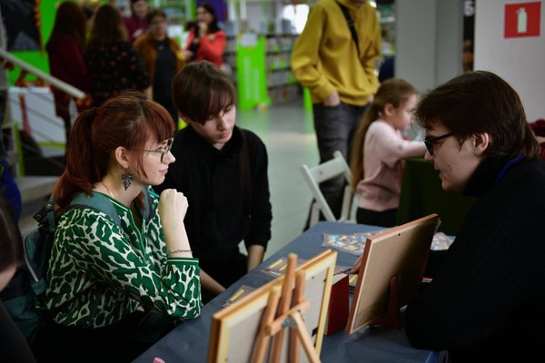 Арт-практикум «Цитаты на холсте: искусство выражения мыслей через краски»