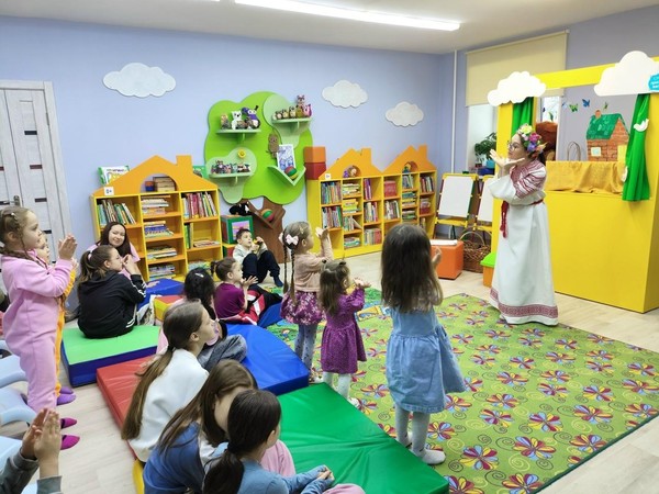 Кукольный спектакль «Театр кукол»