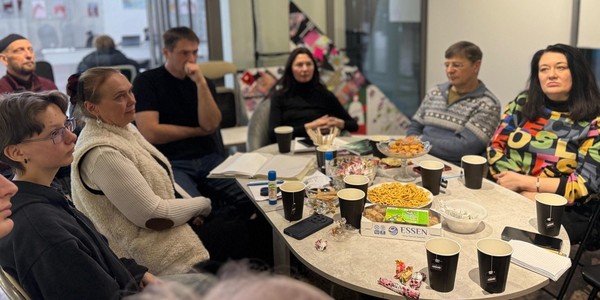 Круглый стол «Всемирный день поэзии: встреча с поэтами студии «Ковыль»