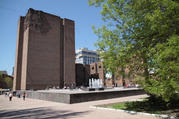 Экскурсия по Донской государственной публичной библиотеке