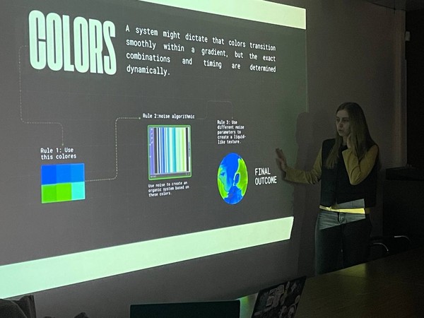 Лаборатория новых медиа: генеративная графика для художников