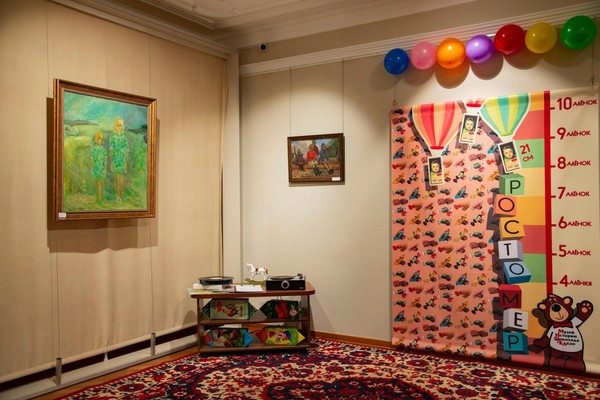 Экскурсия по выставке «Конфеты, любимые с детства»