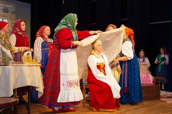 Экскурсия с реконструкцией свадебного обряда «Сборы невесты к венцу»