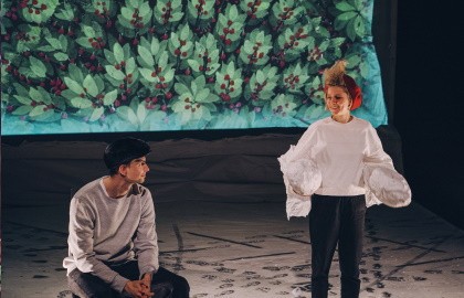 Мам, а кто это на фото?