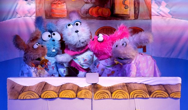 Спектакль «Зайчики-непослушайчики»