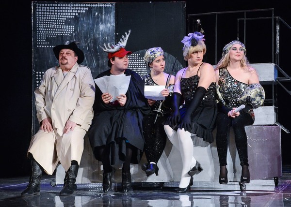 Спектакль «Примадонны»