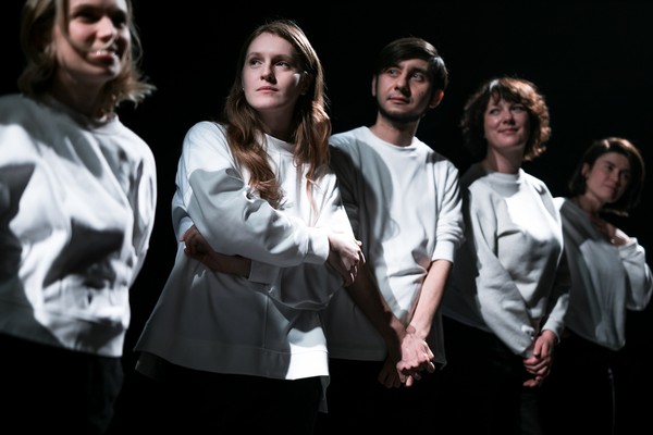 Мам, а кто это на фото?