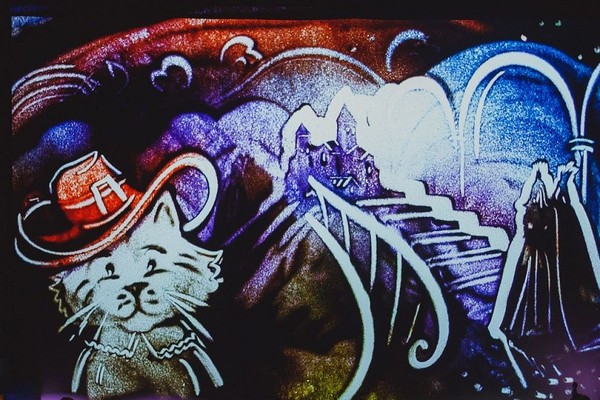 Сказка с песочной анимацией. Кот в сапогах