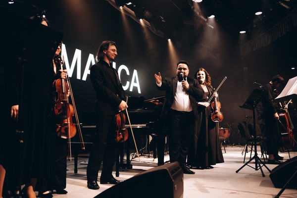 Cinematica Orchestra. Time & Silence