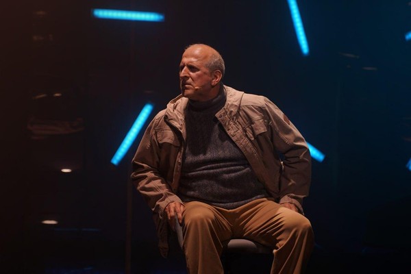 Спектакль «Мещане»