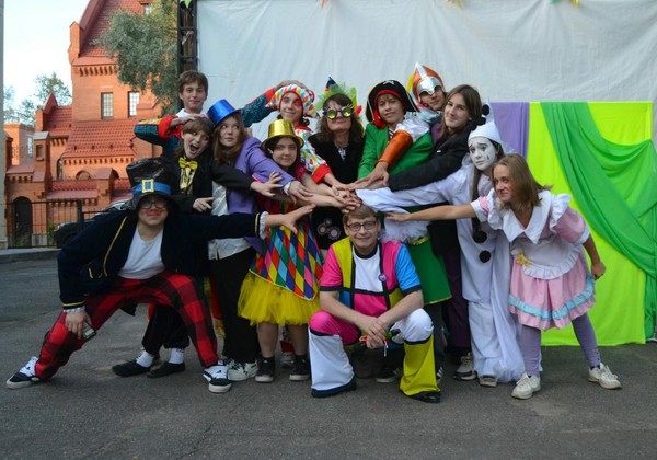 Спектакль «Сказка о Емеле-лодыре, царе Горохе, царевне Несмеяне и волшебном щучьем Слове»