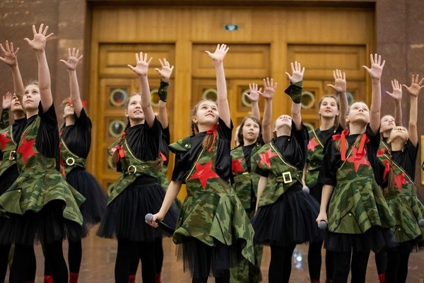 Концертная программа вокально-инструментального ансамбля «На свяZи»