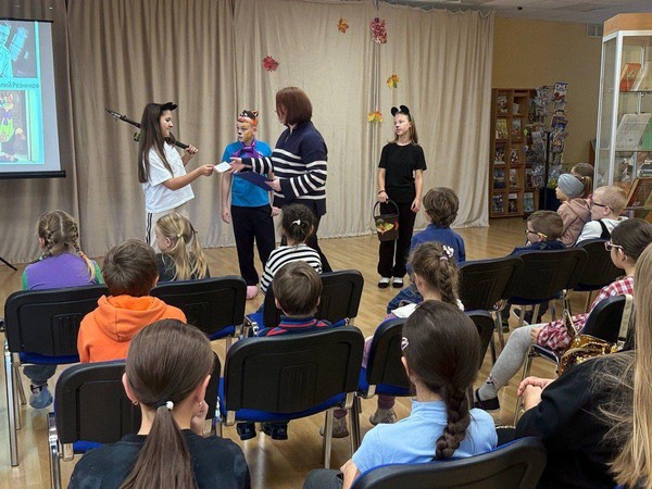 Поэтический спектакль «Капли Датского короля»