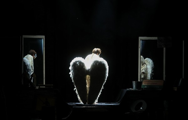 Спектакль «Чудо в перьях»