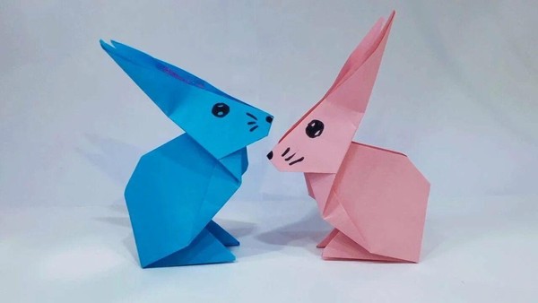 «Зайчик в технике оригами»