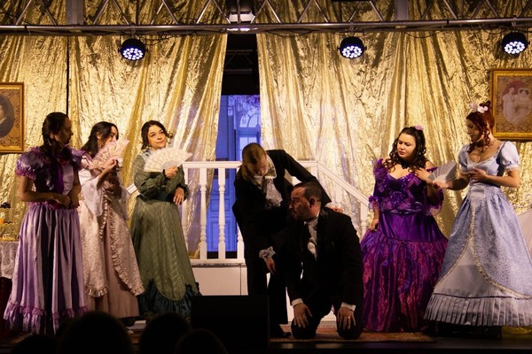 Спектакль «Беда от нежного сердца»