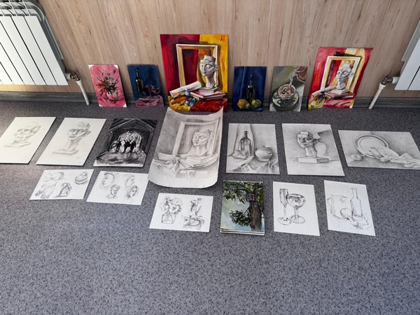 Выставка «Через линию и тень»