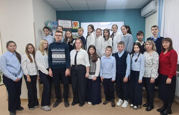 Программа «Поэзия огнём живёт»