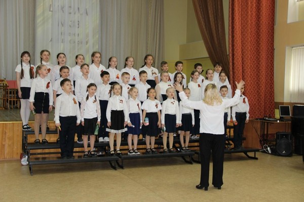 «Веселых звуков стройный хор»