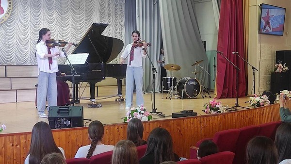 Отчётный концерт оркестрового отделения